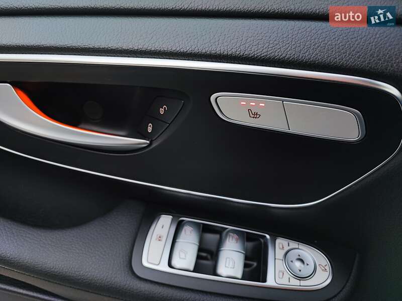 Минивэн Mercedes-Benz V-Class 2021 в Черновцах