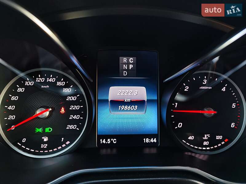 Минивэн Mercedes-Benz V-Class 2021 в Черновцах