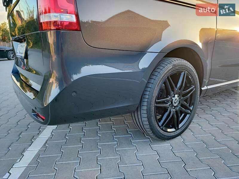 Минивэн Mercedes-Benz V-Class 2021 в Черновцах