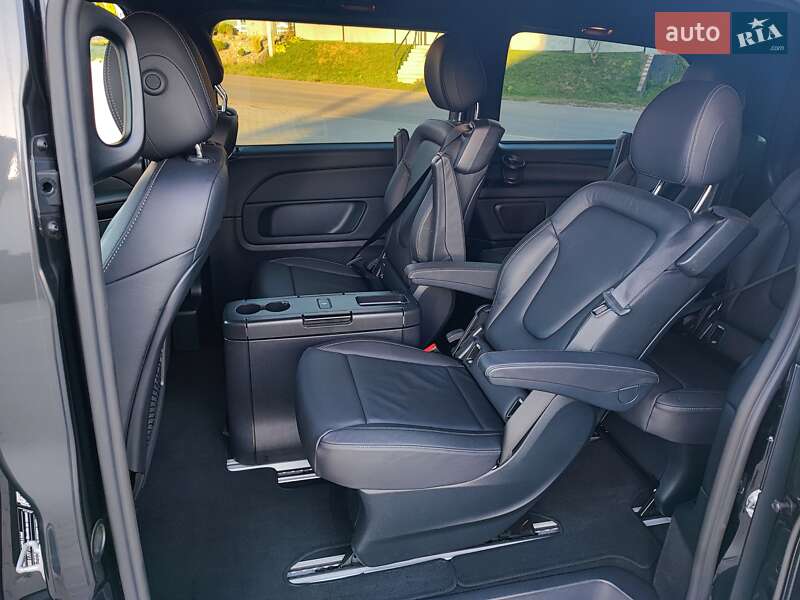Минивэн Mercedes-Benz V-Class 2021 в Черновцах