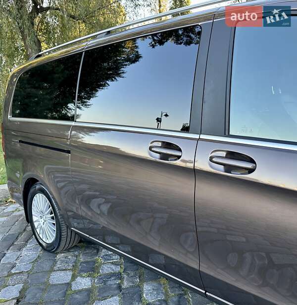 Мінівен Mercedes-Benz V-Class 2016 в Києві