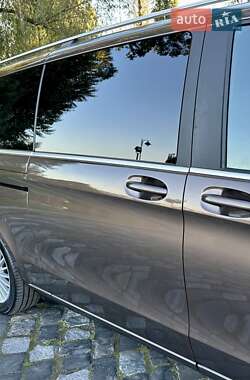 Минивэн Mercedes-Benz V-Class 2016 в 