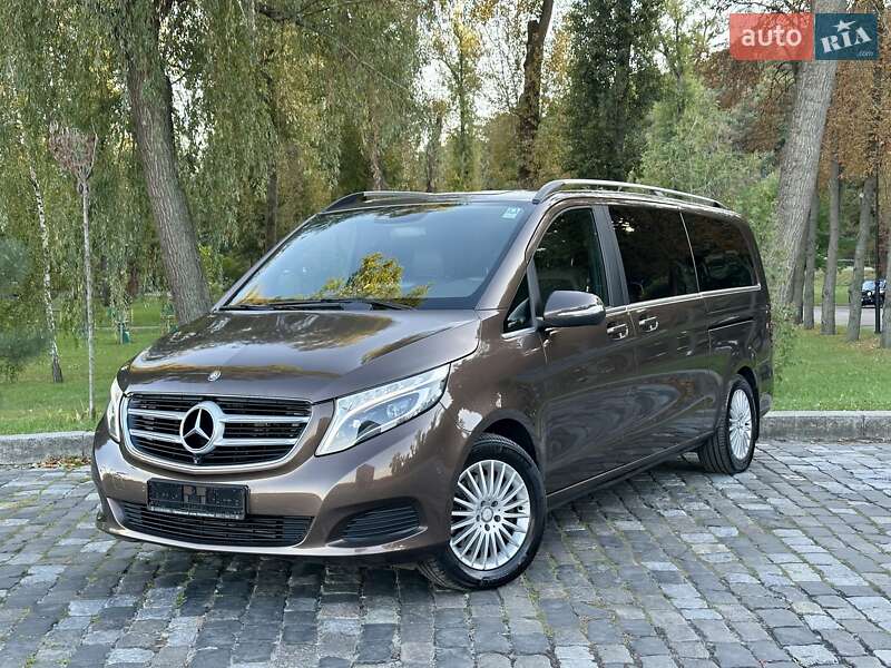 Мінівен Mercedes-Benz V-Class 2016 в Києві