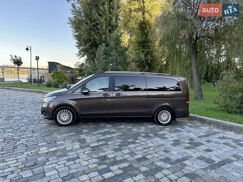 Мінівен Mercedes-Benz V-Class 2016 в Києві