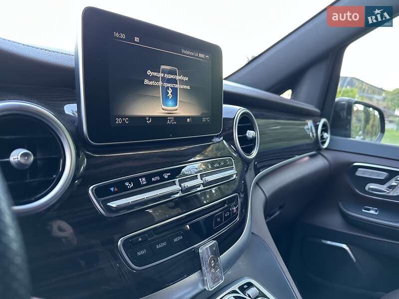 Мінівен Mercedes-Benz V-Class 2016 в Києві