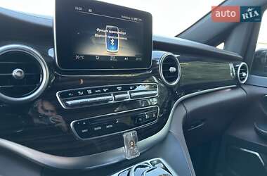 Минивэн Mercedes-Benz V-Class 2016 в 