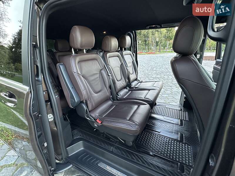 Мінівен Mercedes-Benz V-Class 2016 в Києві