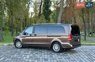 Минивэн Mercedes-Benz V-Class 2016 в 