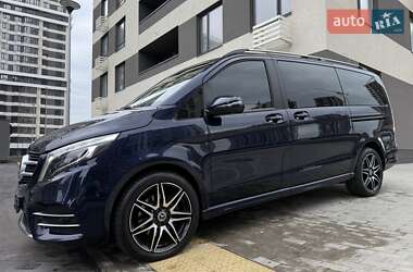 Минивэн Mercedes-Benz V-Class 2018 в 