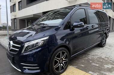 Минивэн Mercedes-Benz V-Class 2018 в 