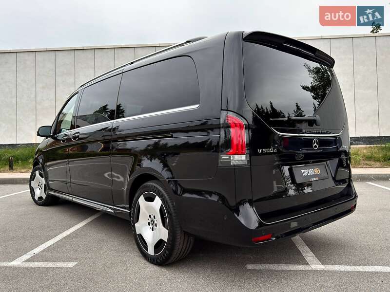 Минивэн Mercedes-Benz V-Class 2025 в Киеве