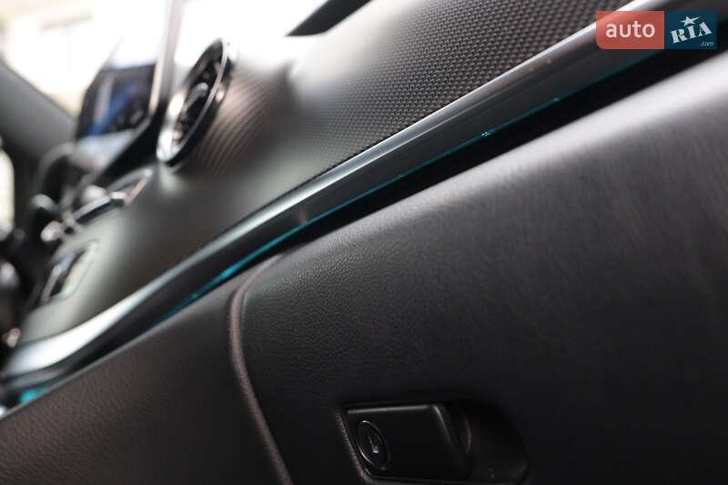 Минивэн Mercedes-Benz V-Class 2020 в Ужгороде