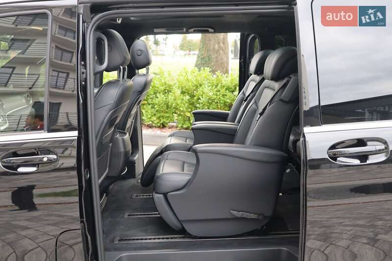 Минивэн Mercedes-Benz V-Class 2020 в Ужгороде