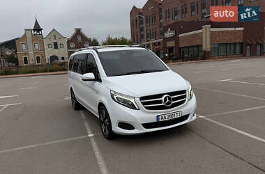 Минивэн Mercedes-Benz V-Class 2016 в 