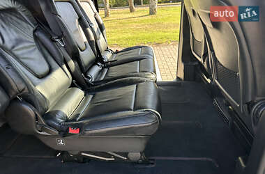 Минивэн Mercedes-Benz V-Class 2015 в  фото 45 Минивэн Mercedes-Benz V-Class 2015 в