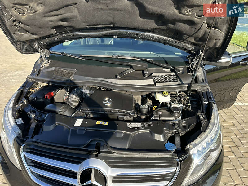 Мінівен Mercedes-Benz V-Class 2015 в Херсоні фото 60 Мінівен Mercedes-Benz V-Class 2015 в Херсоні
