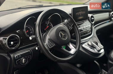 Минивэн Mercedes-Benz V-Class 2017 в 