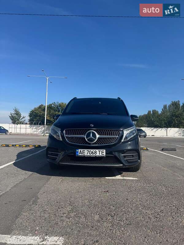 Минивэн Mercedes-Benz V-Class 2020 в Днепре