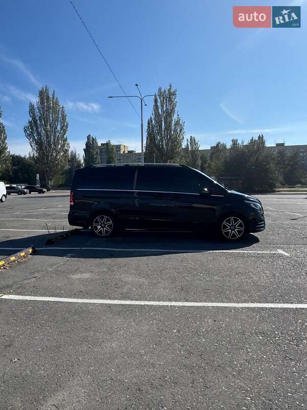 Минивэн Mercedes-Benz V-Class 2020 в Днепре