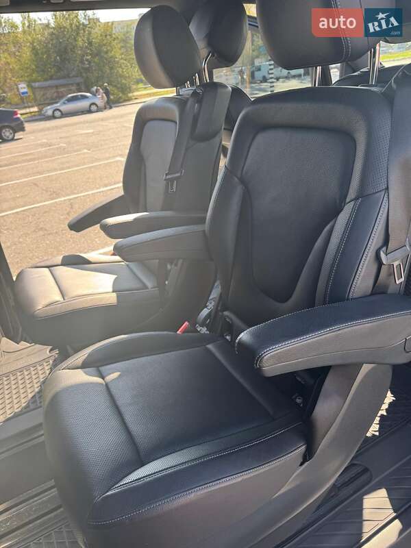 Минивэн Mercedes-Benz V-Class 2020 в Днепре