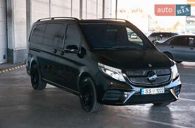 Минивэн Mercedes-Benz V-Class 2018 в 