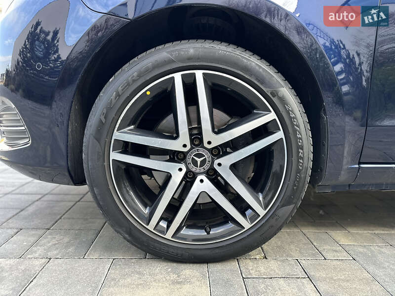Минивэн Mercedes-Benz V-Class 2018 в Луцке