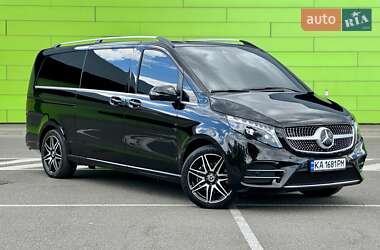 Минивэн Mercedes-Benz V-Class 2023 в 