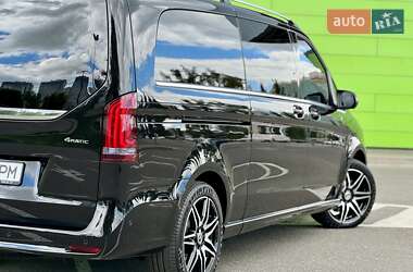 Минивэн Mercedes-Benz V-Class 2023 в 