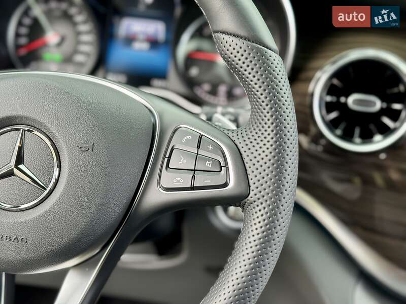 Мінівен Mercedes-Benz V-Class 2023 в Києві