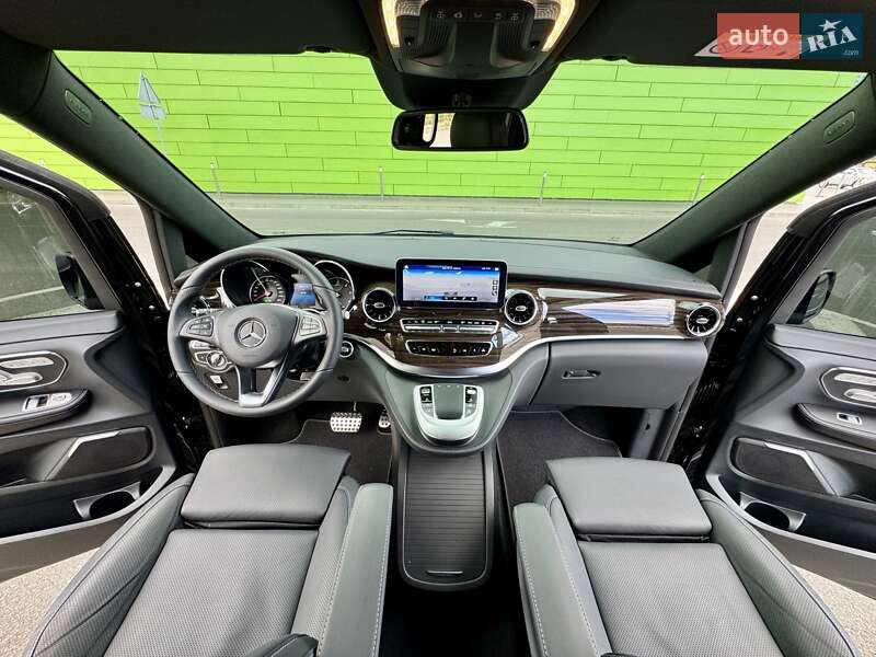 Мінівен Mercedes-Benz V-Class 2023 в Києві