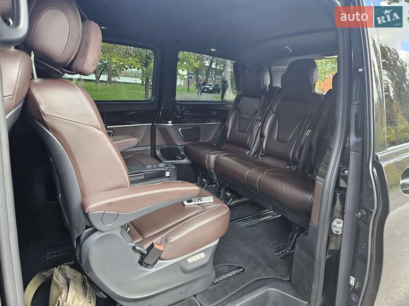 Минивэн Mercedes-Benz V-Class 2017 в Киеве
