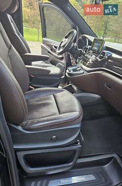 Минивэн Mercedes-Benz V-Class 2017 в 
