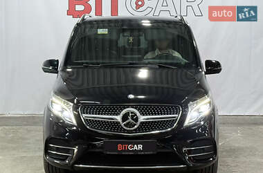 Мінівен Mercedes-Benz V-Class 2017 в  фото 4 Мінівен Mercedes-Benz V-Class 2017 в