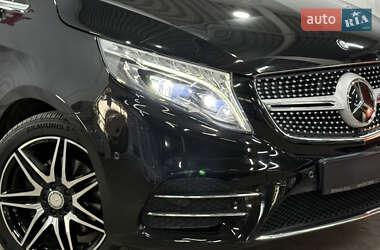 Мінівен Mercedes-Benz V-Class 2017 в  фото 14 Мінівен Mercedes-Benz V-Class 2017 в