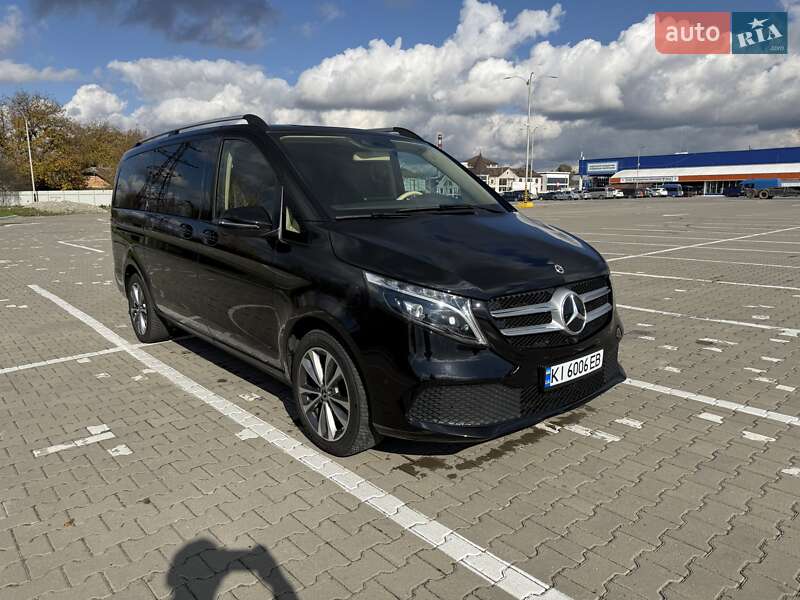 Минивэн Mercedes-Benz V-Class 2023 в Черновцах