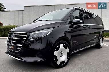 Мінівен Mercedes-Benz V-Class 2024 в  фото 6 Мінівен Mercedes-Benz V-Class 2024 в