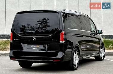 Мінівен Mercedes-Benz V-Class 2024 в  фото 15 Мінівен Mercedes-Benz V-Class 2024 в