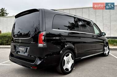 Мінівен Mercedes-Benz V-Class 2024 в  фото 19 Мінівен Mercedes-Benz V-Class 2024 в