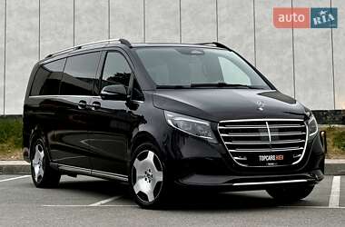 Мінівен Mercedes-Benz V-Class 2024 в  фото 25 Мінівен Mercedes-Benz V-Class 2024 в