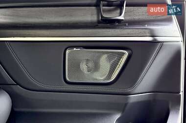 Мінівен Mercedes-Benz V-Class 2024 в  фото 37 Мінівен Mercedes-Benz V-Class 2024 в