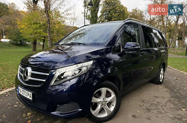 Минивэн Mercedes-Benz V-Class 2017 в Киеве