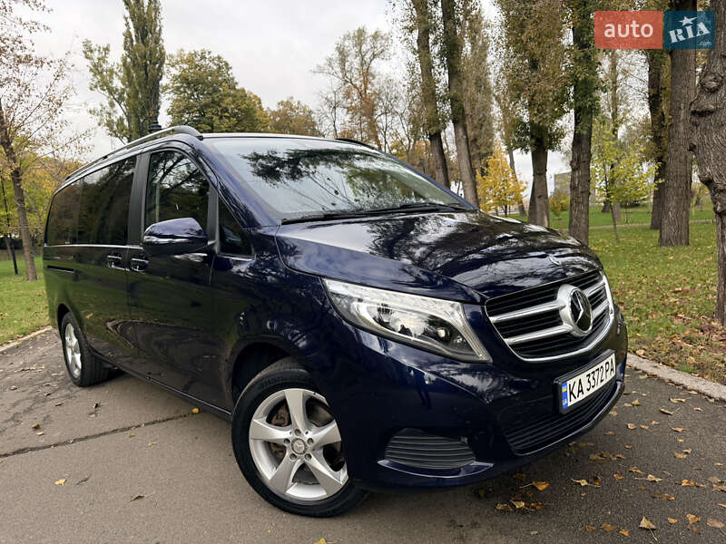 Минивэн Mercedes-Benz V-Class 2017 в Киеве