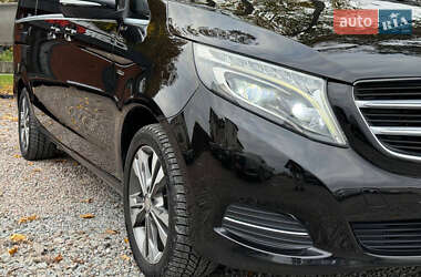 Мінівен Mercedes-Benz V-Class 2015 в  фото 23 Мінівен Mercedes-Benz V-Class 2015 в