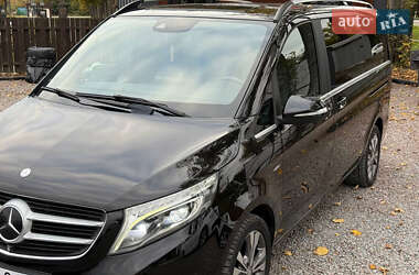 Мінівен Mercedes-Benz V-Class 2015 в  фото 29 Мінівен Mercedes-Benz V-Class 2015 в