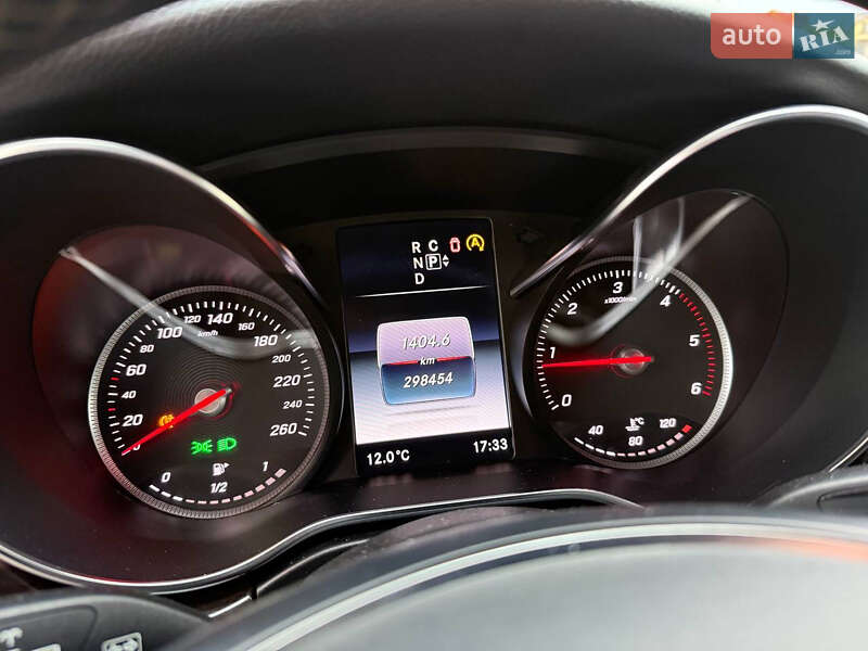 Минивэн Mercedes-Benz V-Class 2015 в Стрые фото 59 Минивэн Mercedes-Benz V-Class 2015 в Стрые