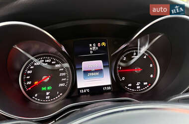 Мінівен Mercedes-Benz V-Class 2015 в  фото 59 Мінівен Mercedes-Benz V-Class 2015 в