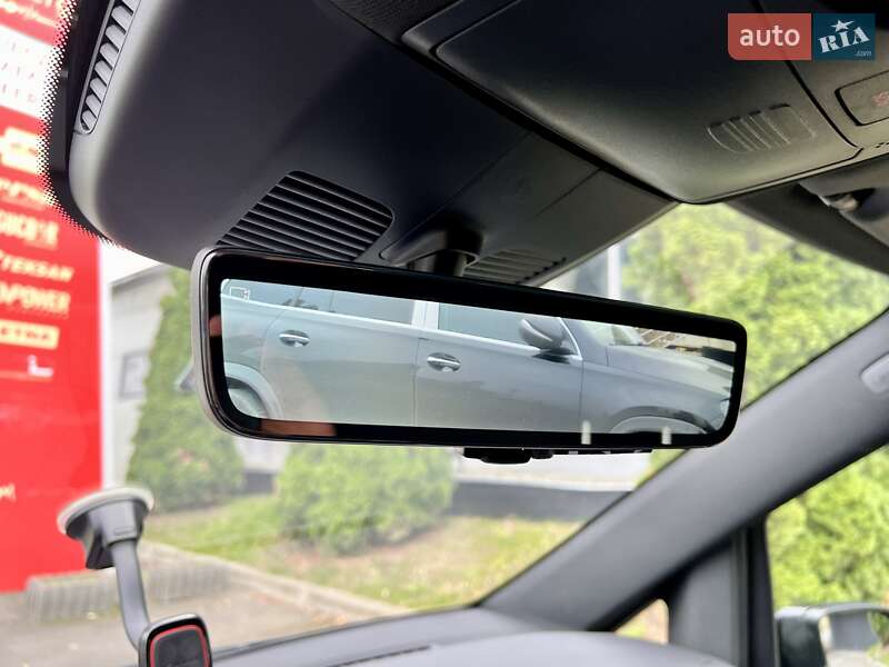 Мінівен Mercedes-Benz V-Class 2023 в Києві фото 37 Мінівен Mercedes-Benz V-Class 2023 в Києві