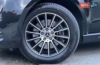Минивэн Mercedes-Benz V-Class 2021 в  фото 18 Минивэн Mercedes-Benz V-Class 2021 в