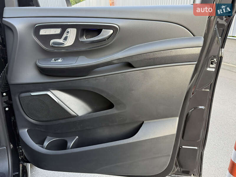 Минивэн Mercedes-Benz V-Class 2025 в Киеве фото 63 Минивэн Mercedes-Benz V-Class 2025 в Киеве