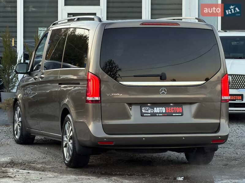Минивэн Mercedes-Benz V-Class 2017 в Харькове фото 7 Минивэн Mercedes-Benz V-Class 2017 в Харькове
